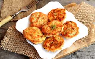 Луковые котлеты с манкой и картофелем. Нежные луковые котлеты. Рецепт с манкой
