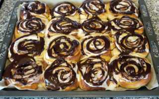 Булочки Улитки с корицей, сахаром, изюмом: рецепт пошаговый с фото